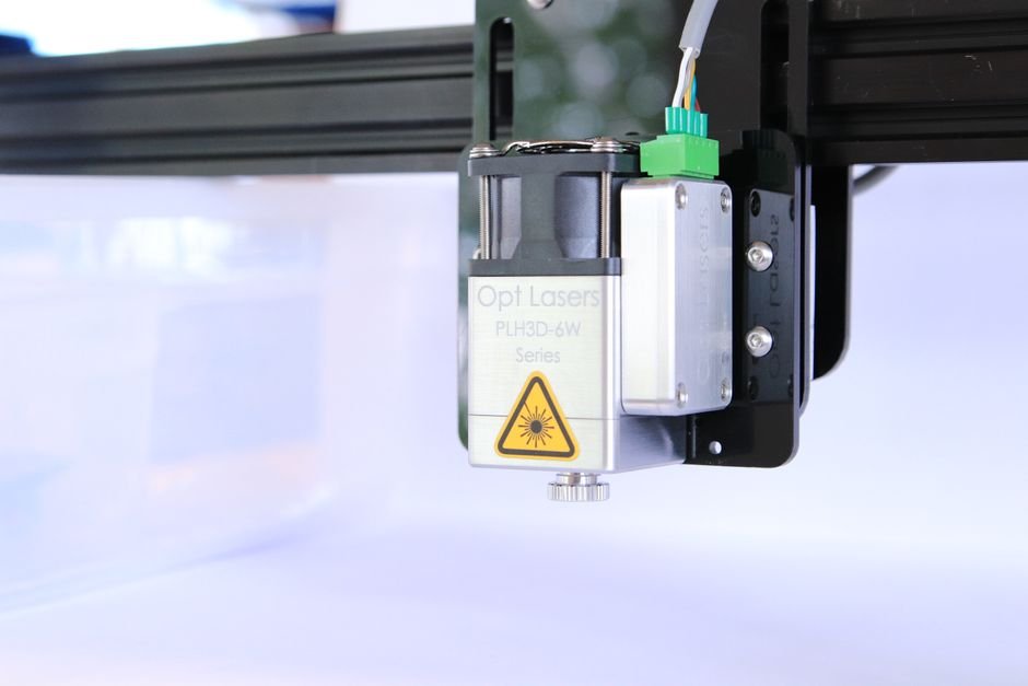 Laser Type Comparison Matrix: Wavelength, Material, Price, Safety - laser engraver air assist